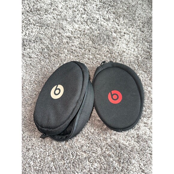Beats cases - Picture 1 of 3